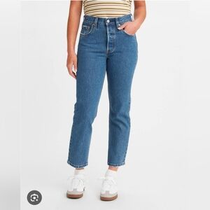 Levi's/501 Classic Blue Women's Jeans Sz 28